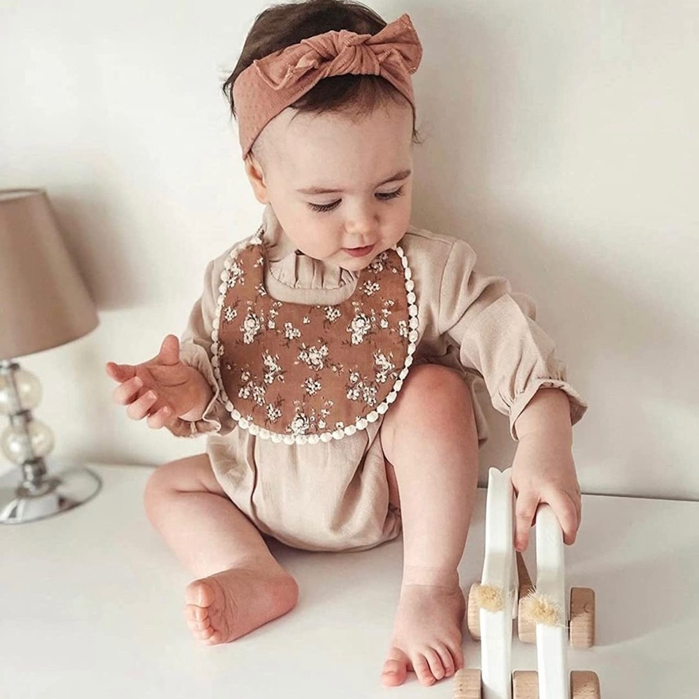 Boho vintage lace bibs 4 pack
